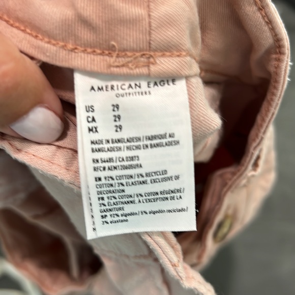 AE 7” flex light pink khaki short - Picture 3 of 3